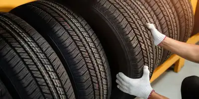 LT ST P R ZR 145 155 165 175 185 195 205 215 225 235 245 255 265 275 285 295 305 315 325 335 345 355...