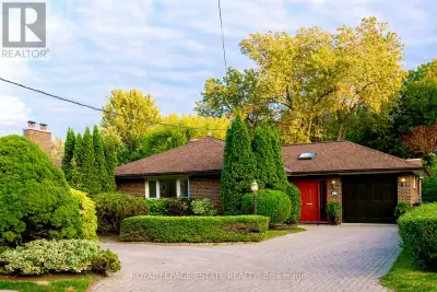 Crazy for Cliffside! This bungalow is also bungawide AND bungadeep! A rare gem in the heart of one o...