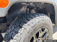 Only 107,507 Miles! KBB.com 10 Coolest New Cars Under $25,000, KBB.com Best Resale Value Awards, KBB... (image 9)