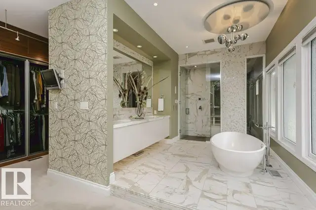 11 WELLINGTON CR NW Edmonton, Alberta in Houses for Sale in Edmonton - Image 34