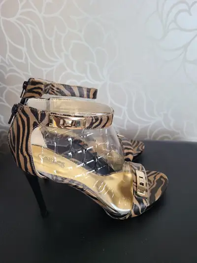 Brand New Women Shoes Size 9, View more