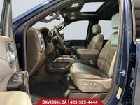 The 2023 GMC Sierra 2500HD SLT combines heavy-duty capability, refined craftsmanship, and modern tec... (image 8)