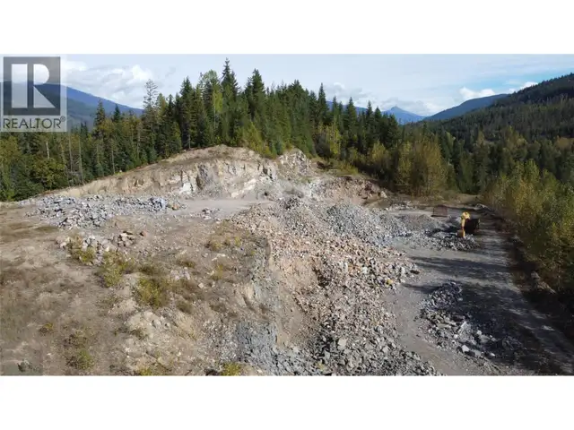 00 Oxbow Frontage Road Malakwa, British Columbia in Land for Sale in Kamloops - Image 15
