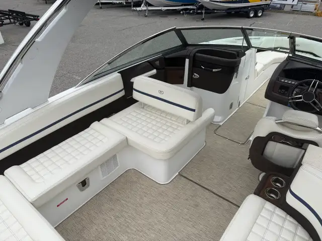 2019 Cobalt R7 Surf in Powerboats & Motorboats in Saskatoon - Image 36