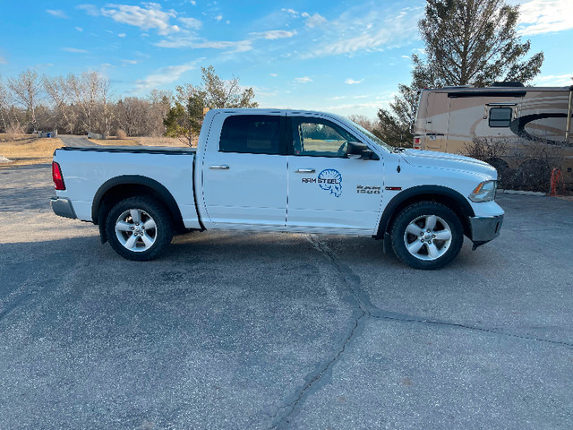 2014 Dodge Ram 4x4 Eco  Diesel in Cars & Trucks in Saskatoon - Image 2