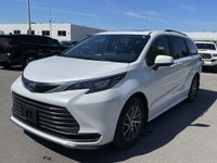 Thornhill Toyota Proudly Presents This White 2025 Toyota Sienna with XLE FWD 8-Passenger Package, Fe... (image 3)