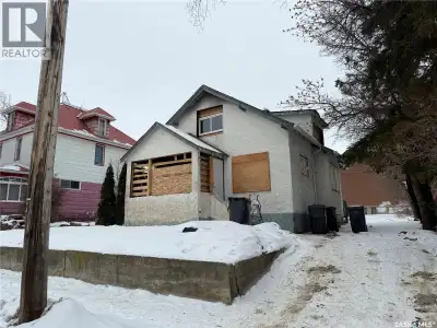 Here's your chance to purchase a handyman special with great square footage. Tons of potential with...