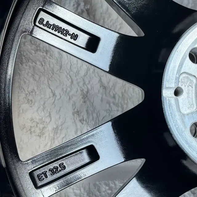(99%) 4x MB GLC 300 | 350e 19" OEM Winter Wheels Package in Tires & Rims in City of Toronto - Image 9