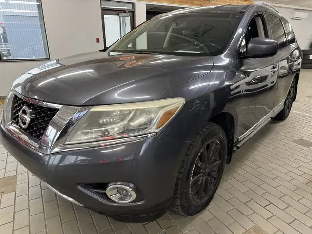2014 Nissan Pathfinder 2WD 4dr SL in Cars & Trucks in Longueuil / South Shore - Image 2