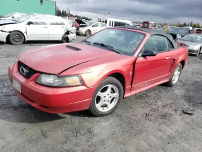 A QUI LA CHANCE 2002 FORD MUSTANG V6 CONVERTIBLE 143806 KM AIR BAGS OK , AUTO EN MARCHE ,AUTO ACCIDE...
