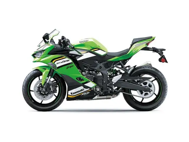 2025 Kawasaki NINJA ZX-4RR KRT in Sport Bikes in Ottawa - Image 13