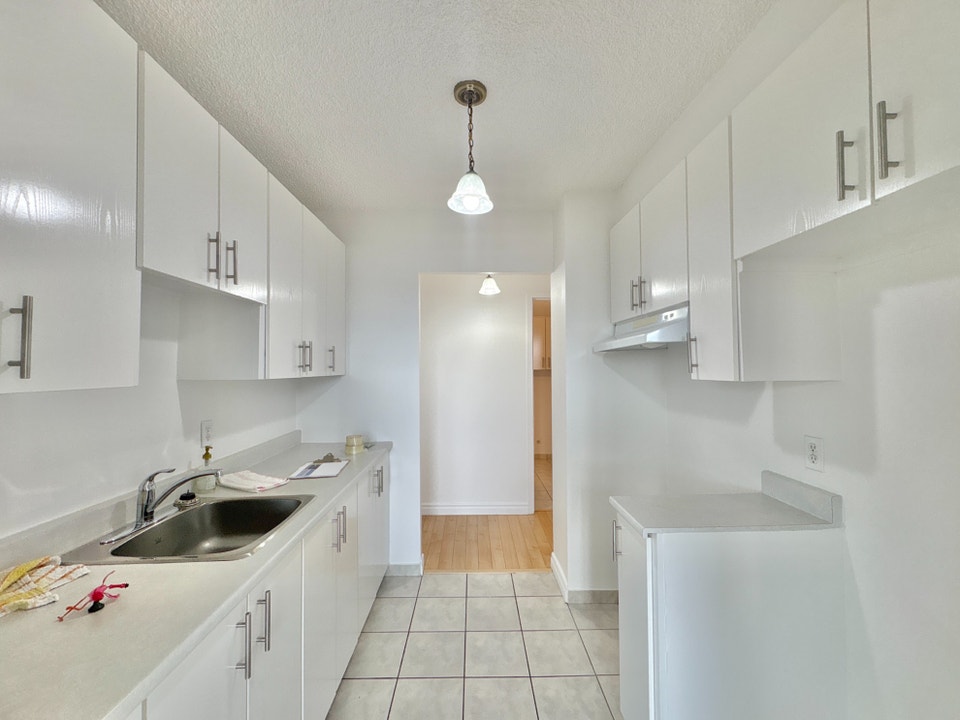 4 et demi à Trois-Rivières - Hydro inclus - Dispo maintenant 3