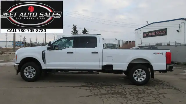 2024 Ford F-350 XLT CREW CAB 8 FT LONG BOX in Heavy Trucks in Vancouver - Image 10