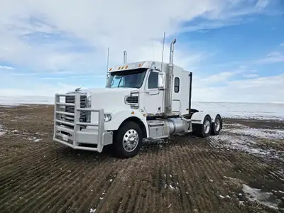 2012 Freightliner Coronado 122 SD 6x4 Sleeper Truck Tractor Comes with a Detroit DD15 diesel engine,...