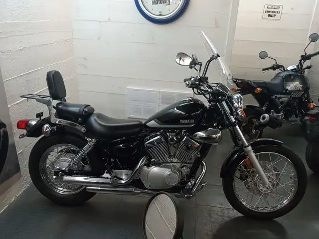 2023 Yamaha V Star 250 in Street, Cruisers & Choppers in Hamilton - Image 3