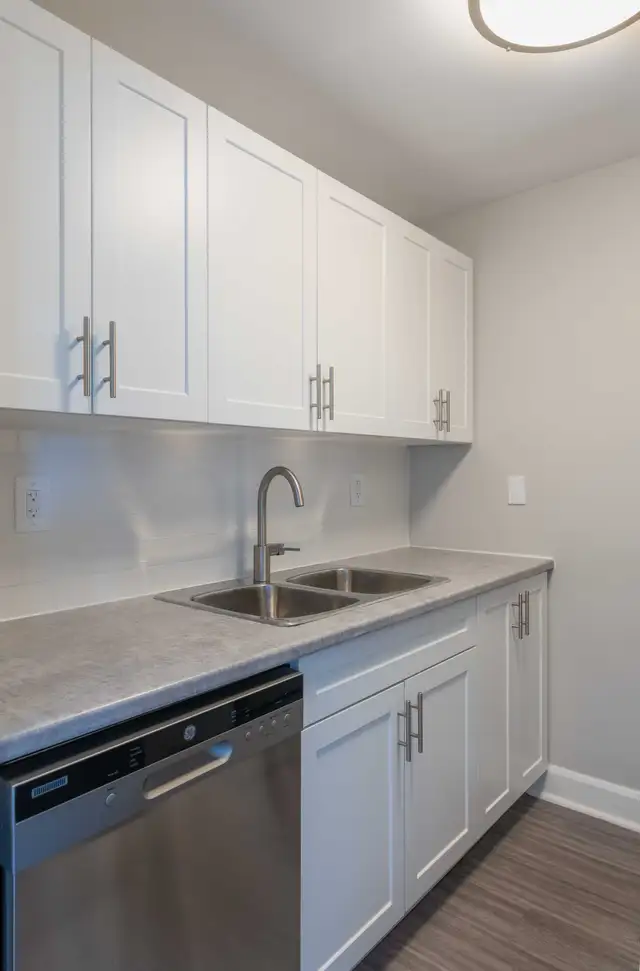 High Park Place Apartments - 2 Bedroom 1 Bathroom Apartment for  in Long Term Rentals in Sarnia - Image 11