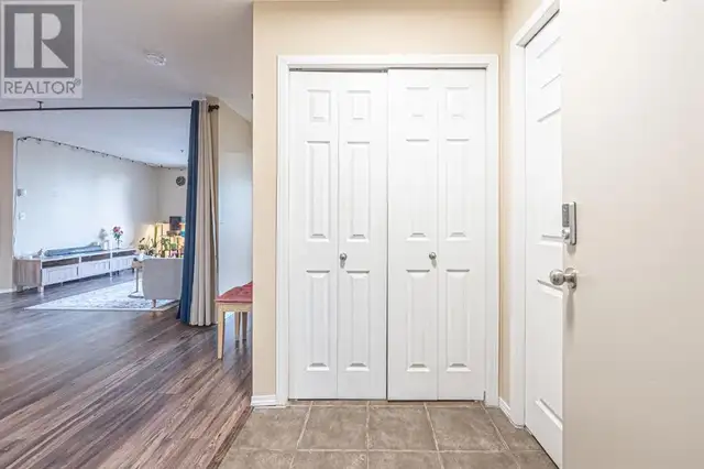 7105, 304 Mackenzie Way SW Airdrie, Alberta62865715595905123