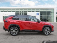 * 19-inch alloy wheels * Black roof (two-tone exterior) * Vertical LED driving lights * Power moonro... (image 5)