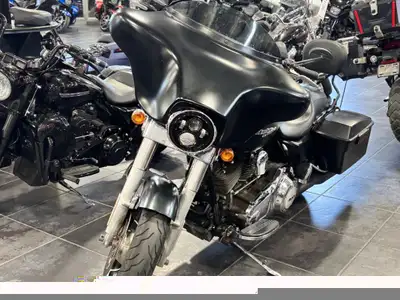 Oppotunity doesn't knock it RUMBLES!!! Looking for a Have you always wanted a Harley? PLUS HST&LICEN...