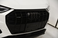 Traction intégrale Audi quattro / Modèle Komfort avec l'Ensemble Canada Edition / Roues 19 pouces /... (image 1)