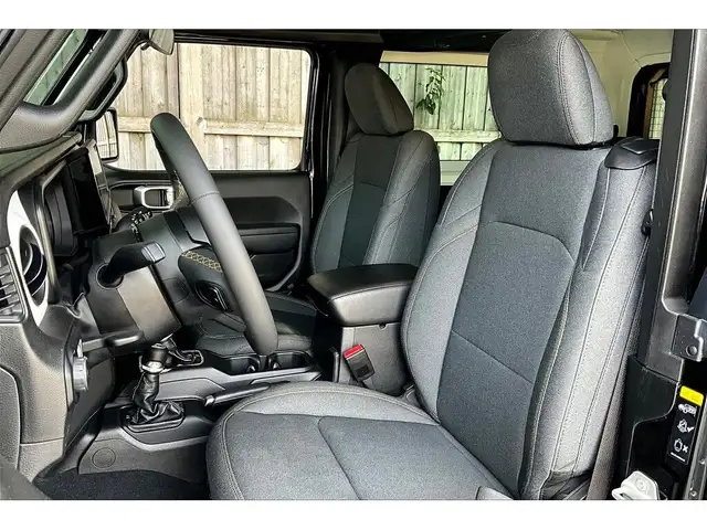 2024 Jeep Wrangler SportS 2 Dr | 12\" Screen | CarPlay | Tow Pkg in Cars & Trucks in Mississauga / Peel Region - Image 26