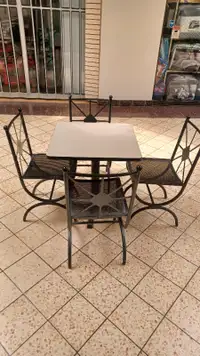 Metal Restaurant table and chairs