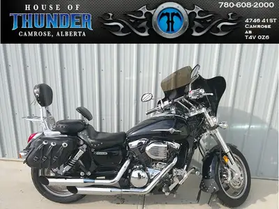 Unleash the spirit of the open road with the 2005 Kawasaki Vulcan 1600 Mean Streak—a commanding crui...