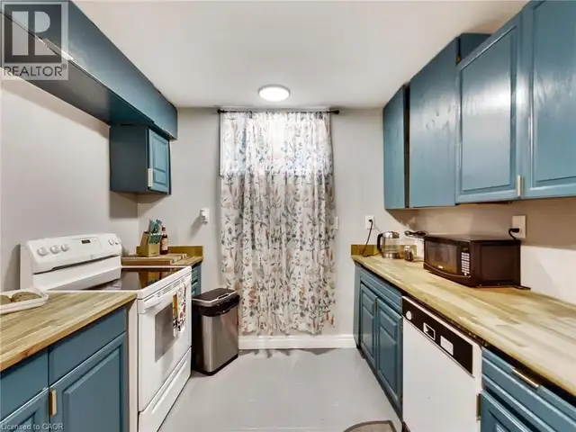 18 PAVAROTTI Court Hamilton, Ontario in Houses for Sale in Hamilton - Image 38