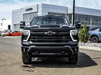 Duramax Z71 | Power Sunroof | Leather Heated Bucket Seats | 5th Wheel Prep | 20 Black Alloys | Accid... (image 2)