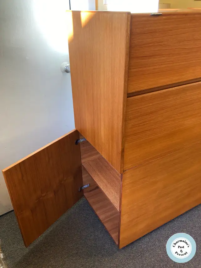 MCM TEAK DROP FRONT DESK W/SIDE DRAWERS & CUPBOARD AT CHARMAINE in Desks in Victoria - Image 5
