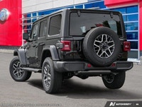 This Jeep Wrangler has a trusty ERC 3.6L Pentastar(TM) VVT V6 engine w/ESS engine powering this Auto... (image 5)
