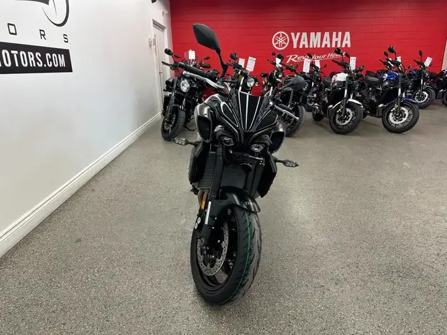 2025 Yamaha MT10ASB Hyper Naked - V6594 - -No Payments for 1 Yea in Sport Bikes in Markham / York Region - Image 10