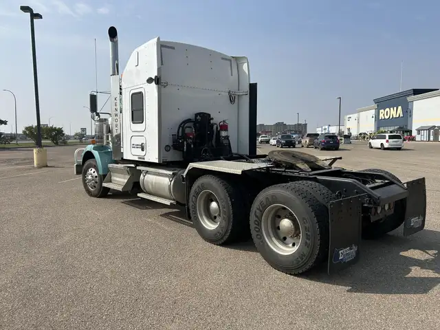 2015 KENWORTH T800 in Heavy Trucks in Saskatoon - Image 8