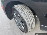 - ACCIDENT FREE - HEATED LEATHER-TRIMMED SEATS - REMOTE START - WIRELESS APPLE CAR PLAY & ANDROID AU... (image 9)