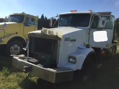 HAS WIDE HOOD FLAT GLASS 2WS MOTOR--BARS OVER DOES NOT RUN MISSING TURBO SOLD! SOLD! SOLD! 70 PIN EC...