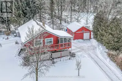 Envision life in Norfolk County - Ontario's Garden County - 10 mins south of Simcoe's amenities - 15...