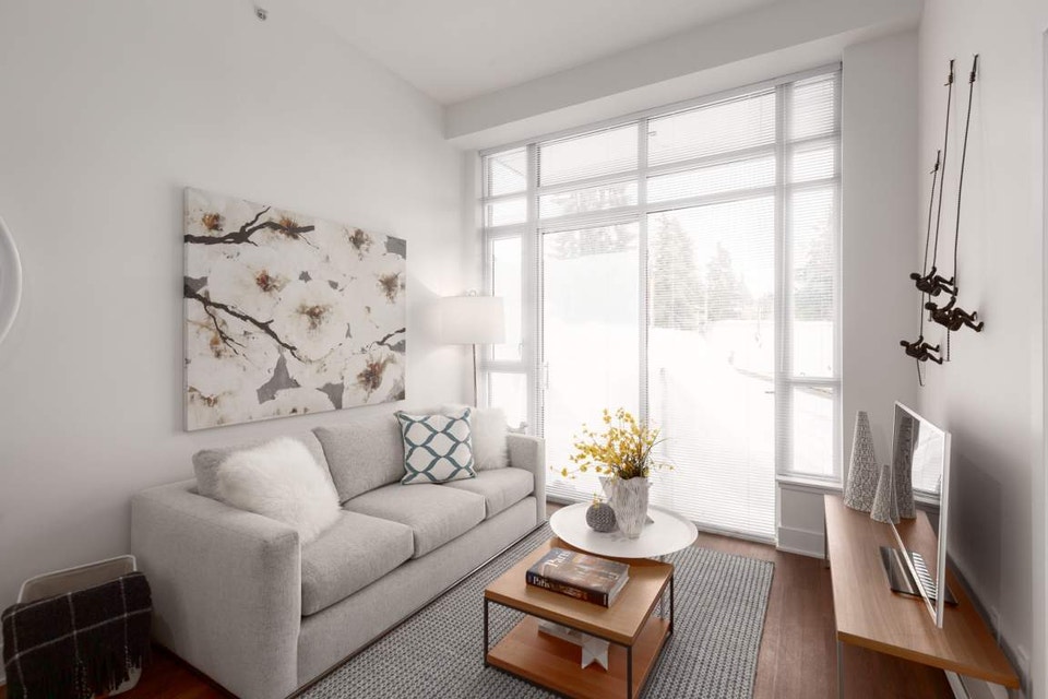 Studio, 1, 2, 3 Bedroom Suites Available Now! 5