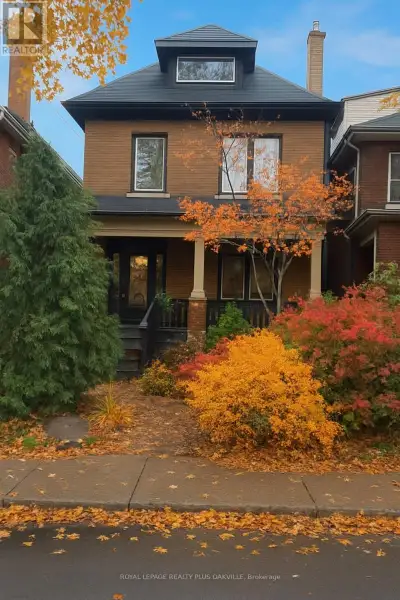 Beautiful 2.5-storey, 3-bedroom home located in a highly sought-after central Hamilton neighbourhood...