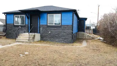 0 DOWN Didsbury!! Why rent when you can own for cheaper than renting??!! Buy this 3 bdrm house for N...