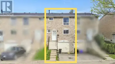 120 QUIGLEY Road Unit# 32 Hamilton, Ontario