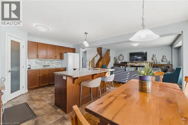 23 DOON CREEK Street Kitchener, Ontario in Houses for Sale in Kitchener / Waterloo - Image 6