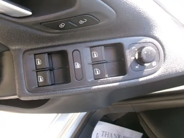 2012 Volkswagen Golf 2.5 in Cars & Trucks in Muskoka - Image 12