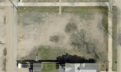 D21//Brandon/Vacant lot ready to build on in the very attractive DMU Downtown Mixed Use Zone . Makin...