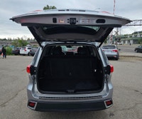 ???? BAD CREDIT? NO CREDIT? NEW TO CANADA? WE CAN HELP! ???? ???? 2017 Toyota Highlander XLE AWD 7 P... (image 5)
