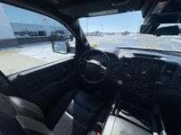 Meet the 2023 RAM 1500 Limited, a full-size used truck that brings premium comfort, strong V8 power,... (image 8)