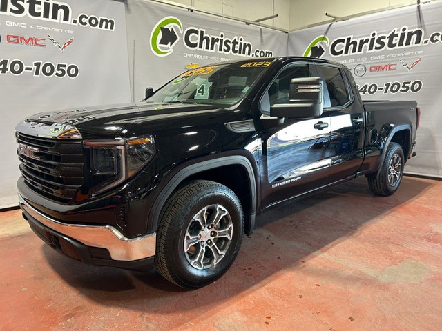 2023 GMC SIERRA 1500 V8 5.3L GROUPE REMOURQUAGE X31 TOUT TERRAIN dans Autos et camions  à Ville de Montréal