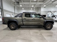 HEATED FRONT SEATS, LED HEADLIGHTS, AUTOMATIC HIGHBEAMS, ADAPTIVE CRUISE CONTROL, AERIAL VIEW DISPLA... (image 8)