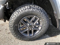 4X4, FRONT HEATED SEATS, REMOTE START, HEATED STEERING WHEEL, ADAPTIVE CRUISE CONTROL, FORWARD COLLI... (image 9)