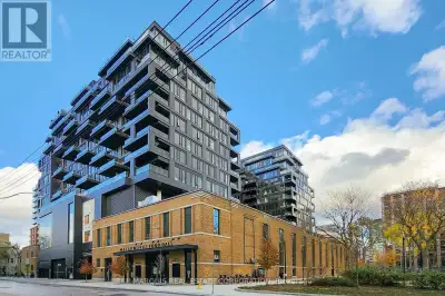 Locker cage available. Must be a unit owner of the building. (id:24493) MLS® #C12090449 The trademar...