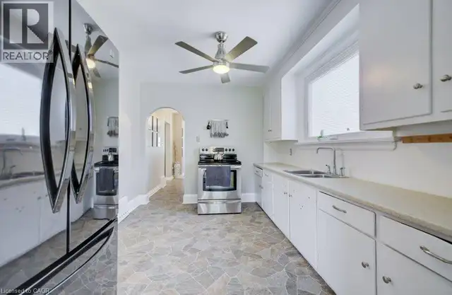 209 BELLEVIEW Avenue Kitchener, Ontario in Houses for Sale in Kitchener / Waterloo - Image 14